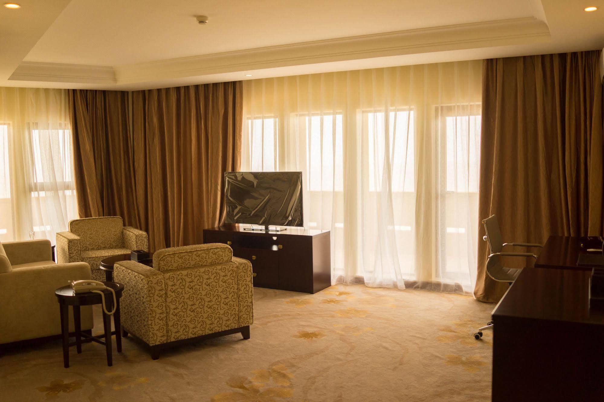 Bintumani Hotel Freetown Esterno foto