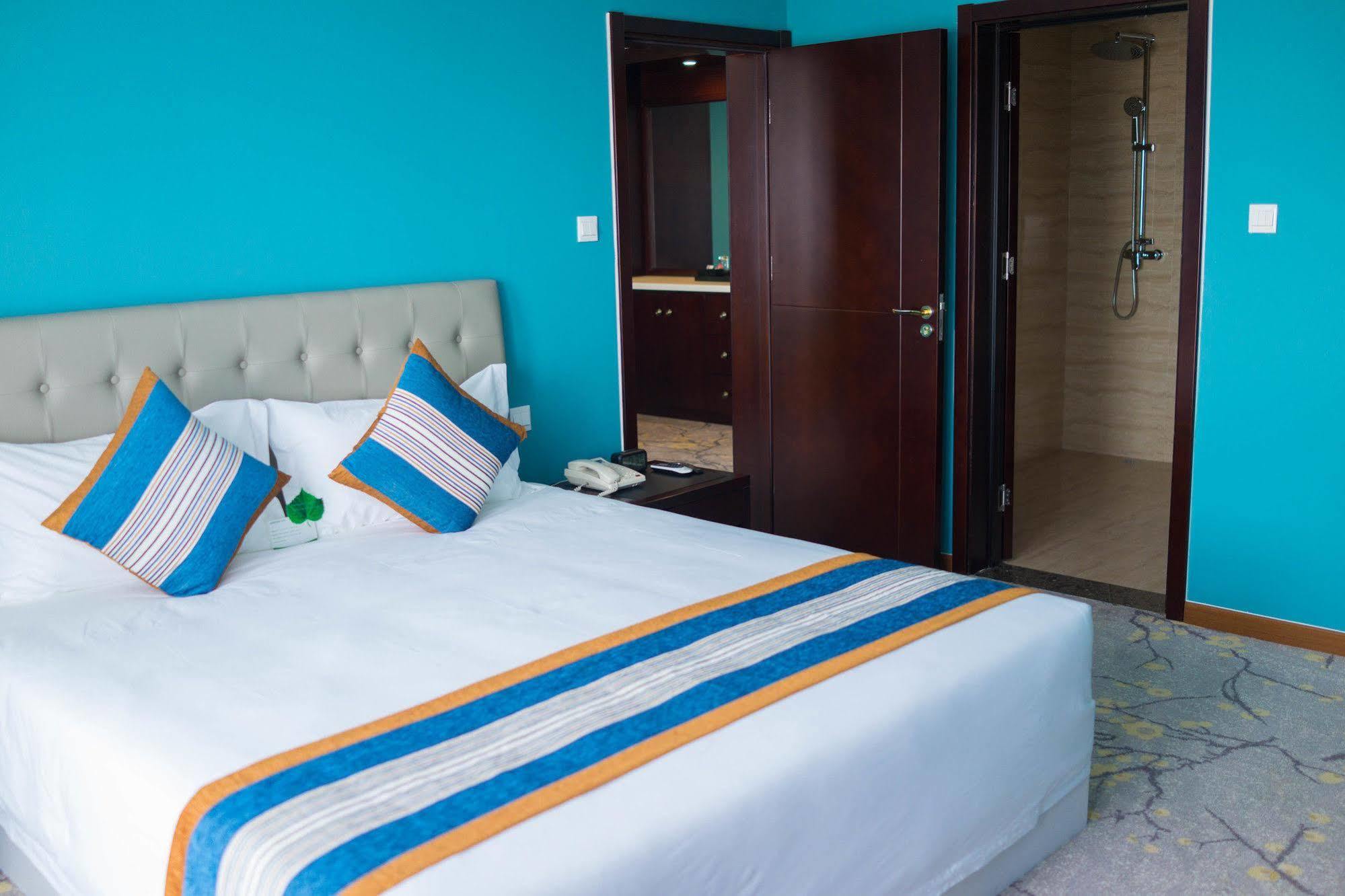 Bintumani Hotel Freetown Esterno foto